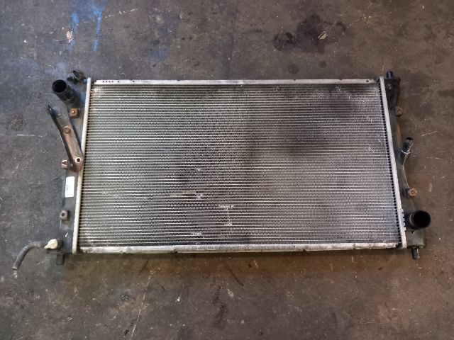 bontott SUZUKI SX4 Vízhűtő Radiátor (Klímás)