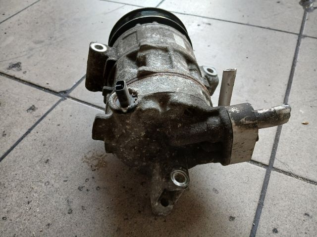 bontott SUZUKI SX4 Klímakompresszor