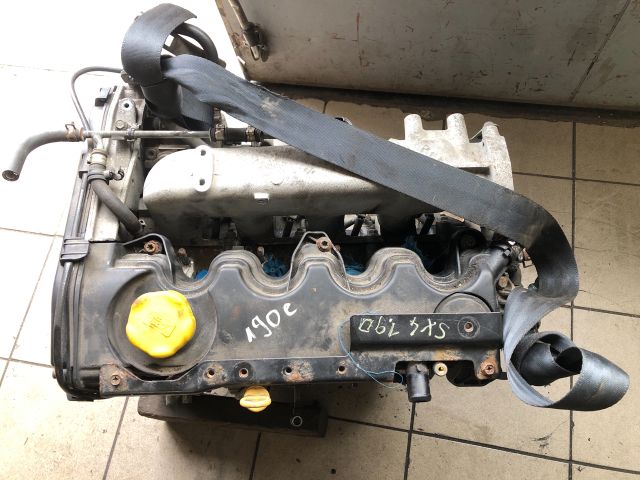 bontott SUZUKI SX4 Motor (Fűzött blokk hengerfejjel)
