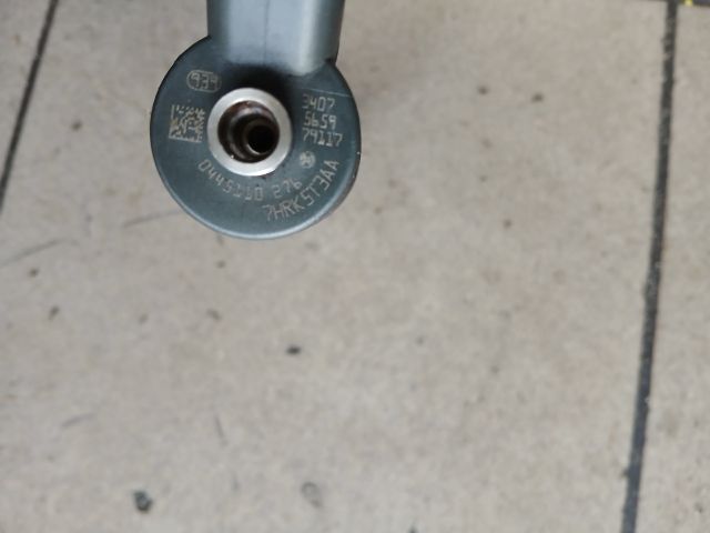 bontott SUZUKI SX4 Porlasztó Sor / Híd