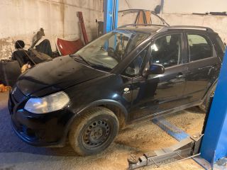 bontott SUZUKI SX4 Szervó Tartó Bak (Magában)