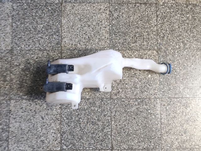 bontott SUZUKI SX4 Ablakmosó Tartály