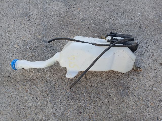 bontott SUZUKI SX4 Ablakmosó Tartály