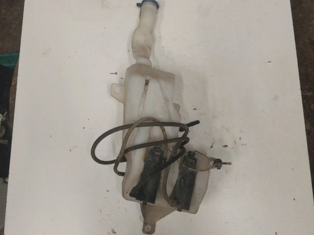 bontott SUZUKI SX4 Ablakmosó Tartály