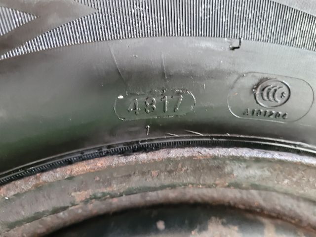 bontott SUZUKI SX4 Acélfelni Gumival (1 db)