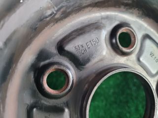 bontott SUZUKI SX4 Acélfelni Gumival (1 db)