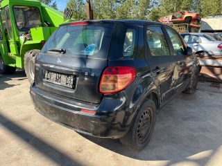 bontott SUZUKI SX4 Acélfelni Szett