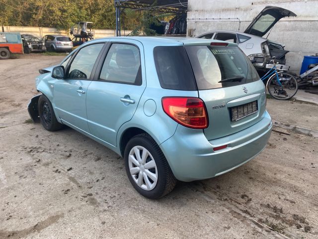 bontott SUZUKI SX4 Bal A Oszlop