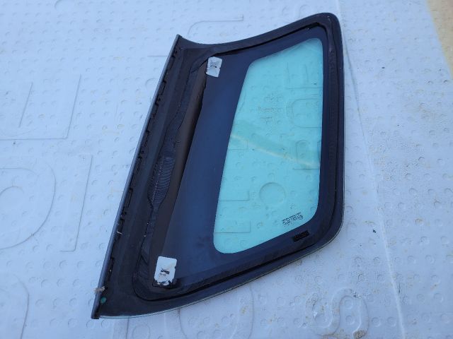 bontott SUZUKI SX4 Bal C Oszlop Oldalablak Üveg