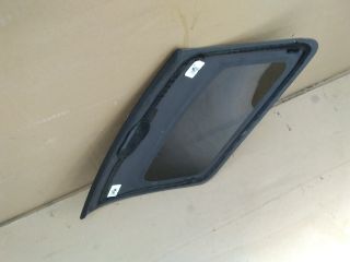 bontott SUZUKI SX4 Bal C Oszlop Oldalablak Üveg