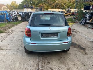 bontott SUZUKI SX4 Bal C Oszlop