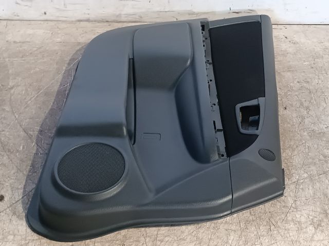 bontott SUZUKI SX4 Bal első Ajtó Kárpit