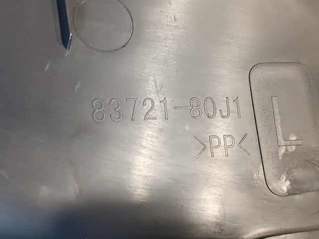 bontott SUZUKI SX4 Bal első Ajtó Kárpit