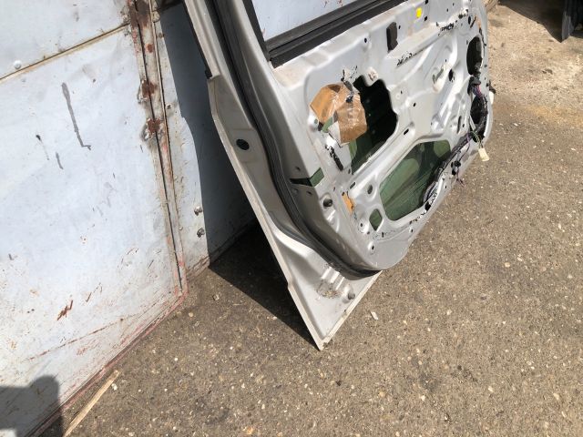 bontott SUZUKI SX4 Bal első Ajtó (Üres lemez)