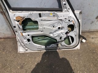 bontott SUZUKI SX4 Bal első Ajtó (Üres lemez)