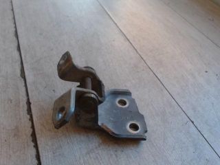 bontott SUZUKI SX4 Bal első Alsó Zsanér