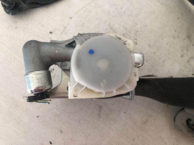 bontott SUZUKI SX4 Bal első Biztonsági Öv