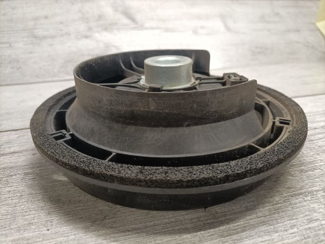 bontott SUZUKI SX4 Bal első Hangszóró