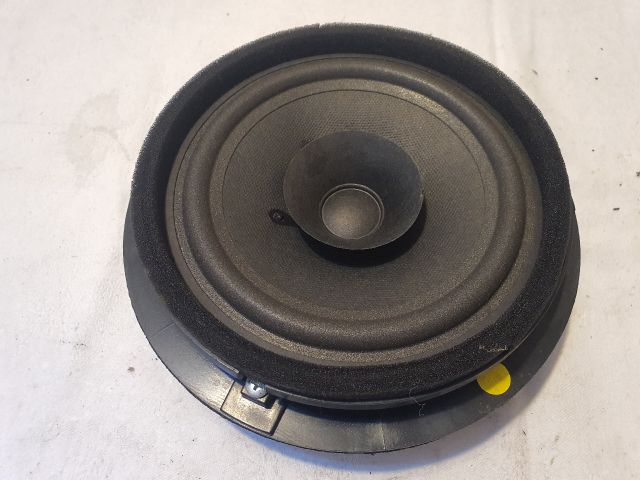 bontott SUZUKI SX4 Bal első Hangszóró