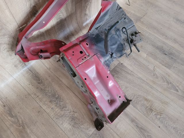 bontott SUZUKI SX4 Bal első Negyed Karosszéria Csomag