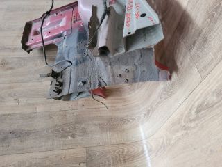 bontott SUZUKI SX4 Bal első Negyed Karosszéria Csomag