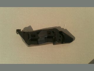 bontott SUZUKI SX4 Bal első Oldal Lökhárító Tartó (Műanyag)