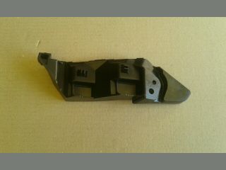 bontott SUZUKI SX4 Bal első Oldal Lökhárító Tartó (Műanyag)