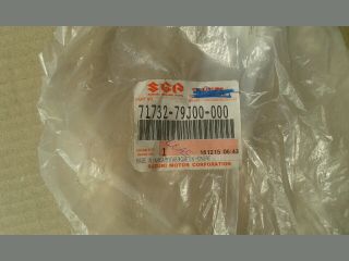 bontott SUZUKI SX4 Bal első Oldal Lökhárító Tartó (Műanyag)