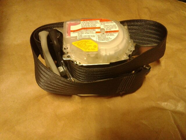 bontott SUZUKI SX4 Bal első Övfeszítő