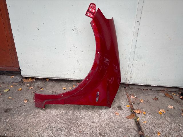 bontott SUZUKI SX4 Bal első Sárvédő