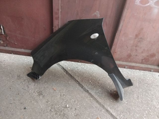 bontott SUZUKI SX4 Bal első Sárvédő