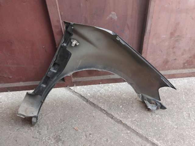 bontott SUZUKI SX4 Bal első Sárvédő