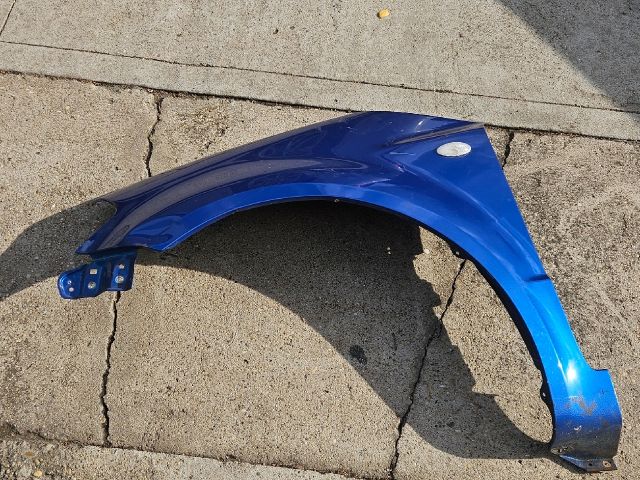 bontott SUZUKI SX4 Bal első Sárvédő