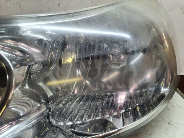 bontott SUZUKI SX4 Bal Fényszóró