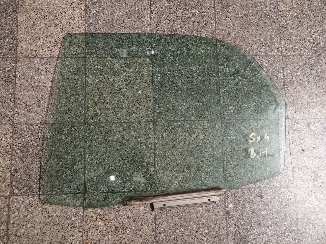 bontott SUZUKI SX4 Bal hátsó Ablak