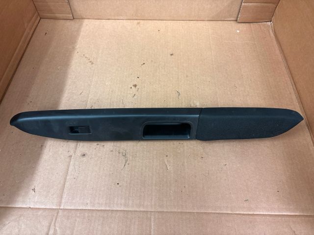 bontott SUZUKI SX4 Bal hátsó Ablakemelő Kapcsoló