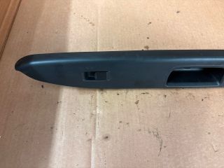 bontott SUZUKI SX4 Bal hátsó Ablakemelő Kapcsoló