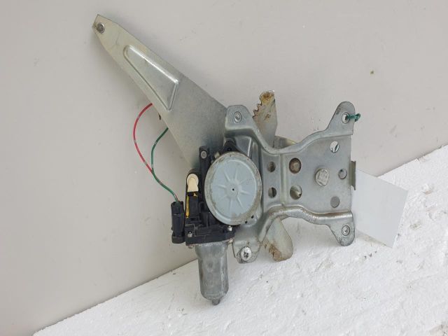 bontott SUZUKI SX4 Bal hátsó Ablakemelő Szerkezet (Elektromos)