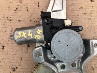 bontott SUZUKI SX4 Bal hátsó Ablakemelő Szerkezet (Elektromos)