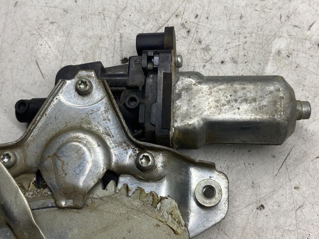 bontott SUZUKI SX4 Bal hátsó Ablakemelő Szerkezet (Elektromos)