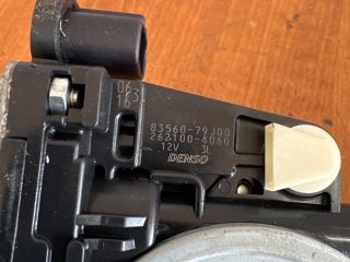 bontott SUZUKI SX4 Bal hátsó Ablakemelő Szerkezet (Elektromos)