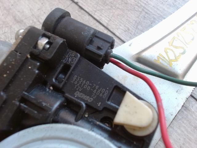 bontott SUZUKI SX4 Bal hátsó Ablakemelő Szerkezet (Elektromos)