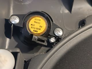 bontott SUZUKI SX4 Bal hátsó Ajtó Kárpit