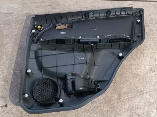 bontott SUZUKI SX4 Bal hátsó Ajtó Kárpit