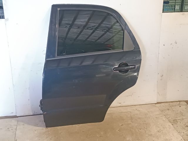 bontott SUZUKI SX4 Bal hátsó Ajtó (Részeivel)