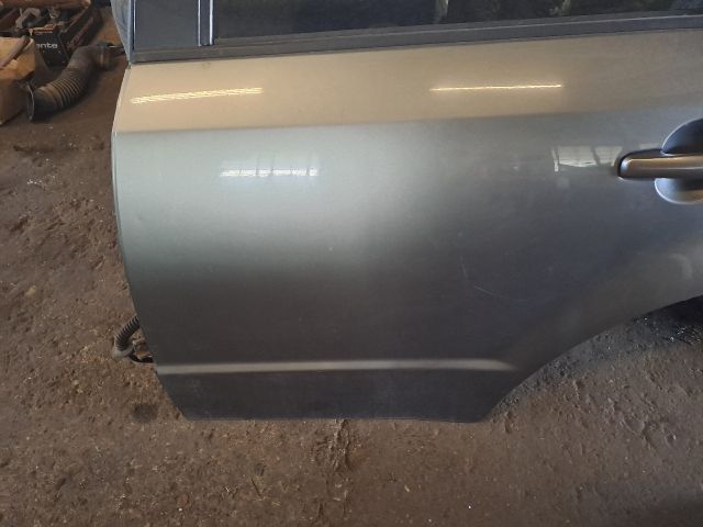 bontott SUZUKI SX4 Bal hátsó Ajtó (Részeivel)