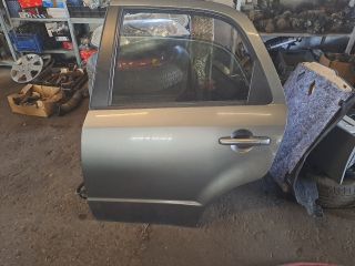 bontott SUZUKI SX4 Bal hátsó Ajtó (Részeivel)