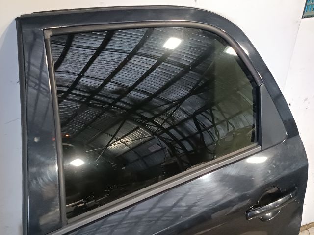 bontott SUZUKI SX4 Bal hátsó Ajtó (Részeivel)