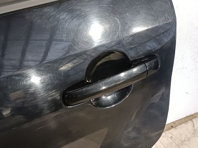 bontott SUZUKI SX4 Bal hátsó Ajtó (Részeivel)