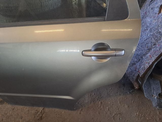 bontott SUZUKI SX4 Bal hátsó Ajtó (Részeivel)